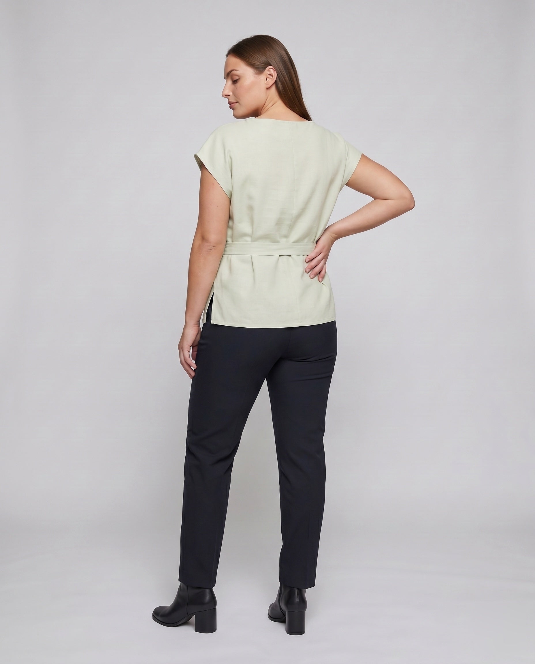Product 15611850654026 - back_view