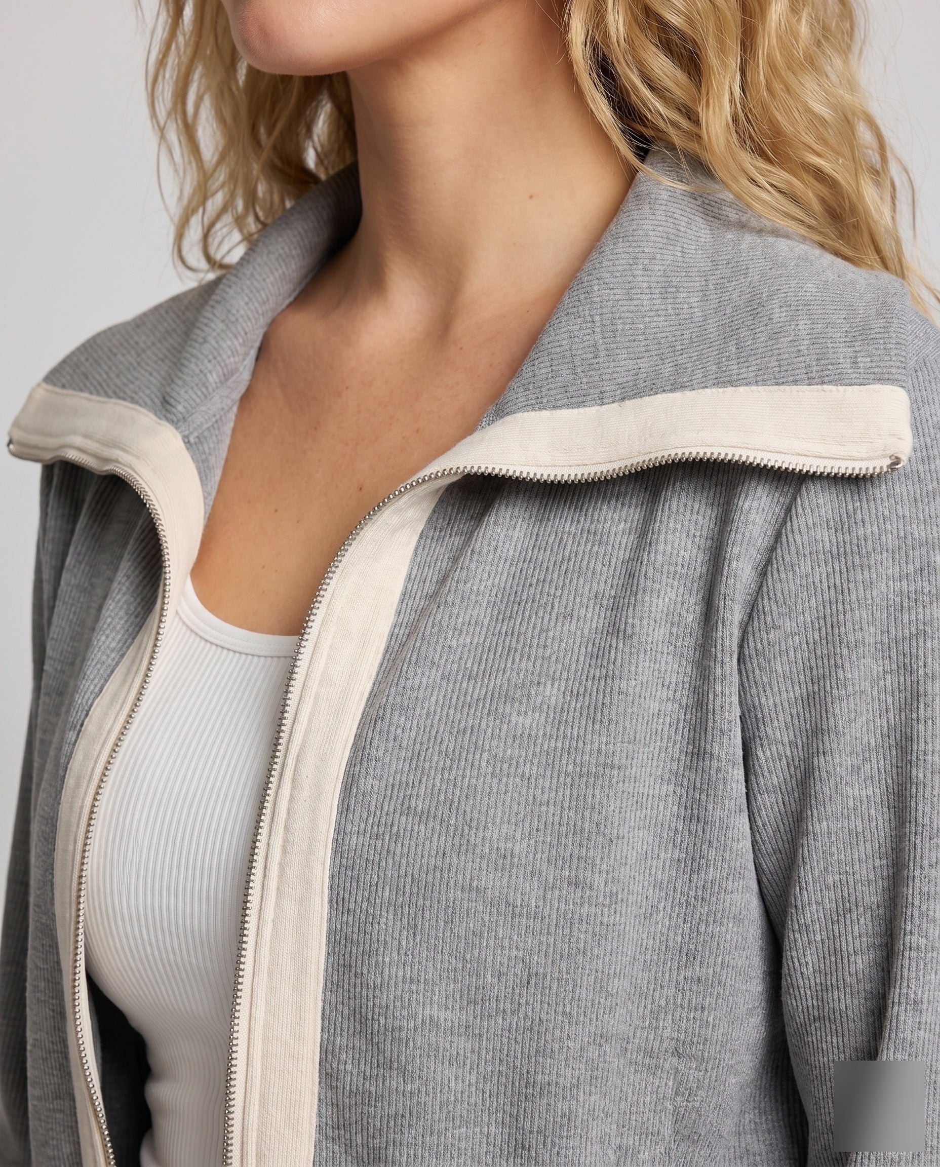 Product 15627247911242 - close_up_detail
