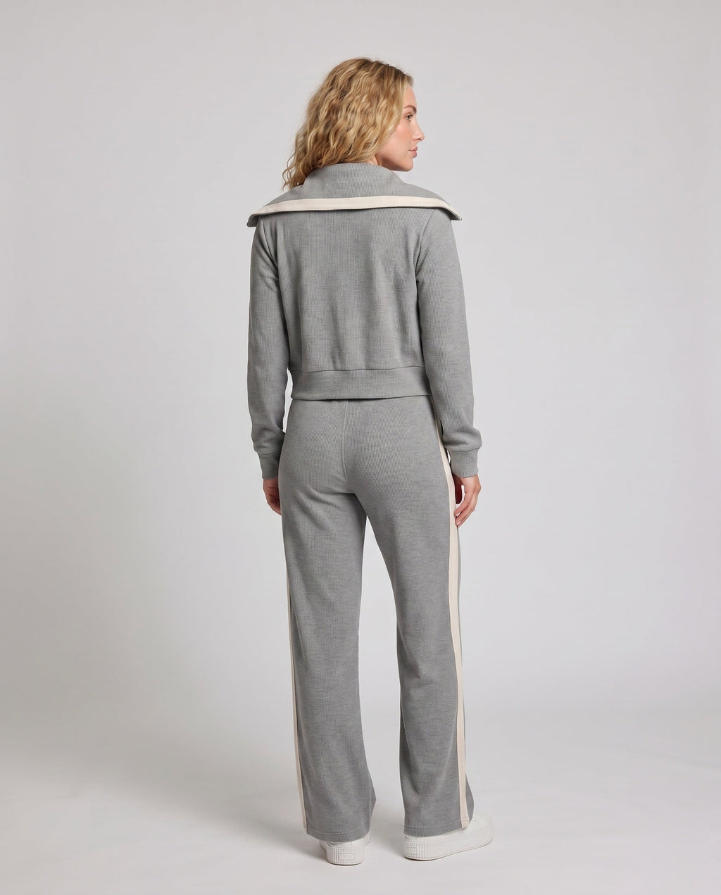 Product 15627247911242 - back_view