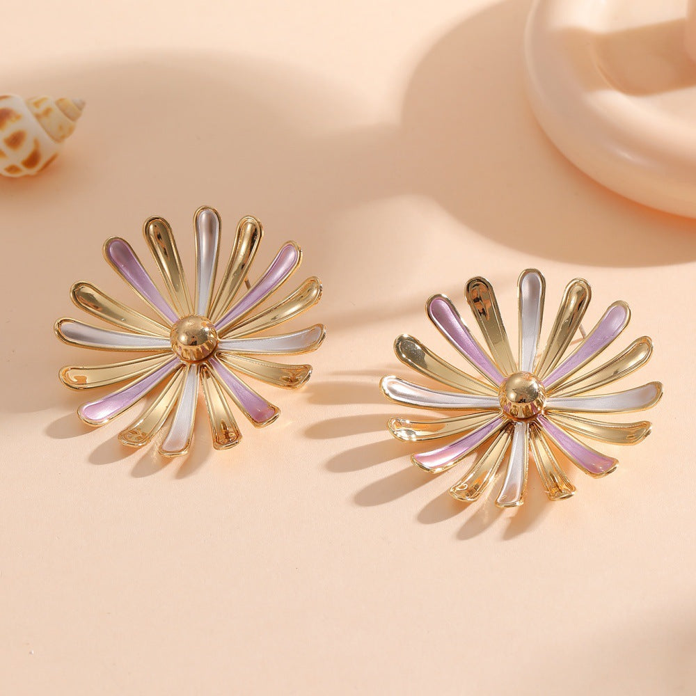 Women’s Flower Earrings in Modern 3D Design Calm Wears-https://detail.1688.com/offer/967647191366.html-Calm Wears-Style 3-Calm Wears