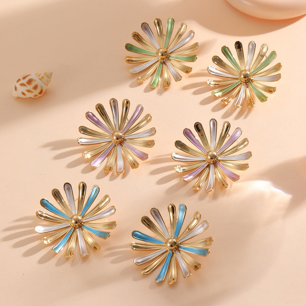 Women’s Flower Earrings in Modern 3D Design Calm Wears-https://detail.1688.com/offer/967647191366.html-Calm Wears-Style 3-Calm Wears