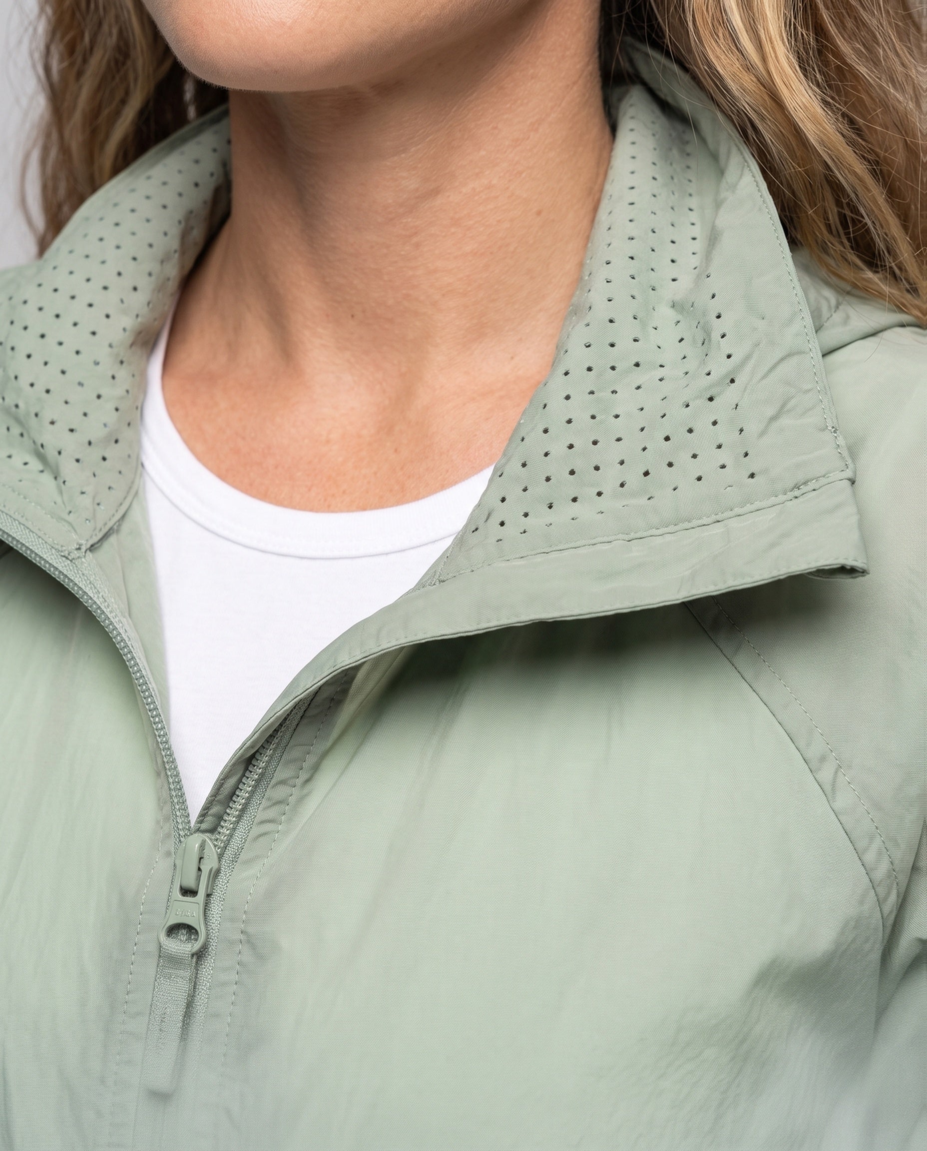 Product 15866007126346 - close_up_detail