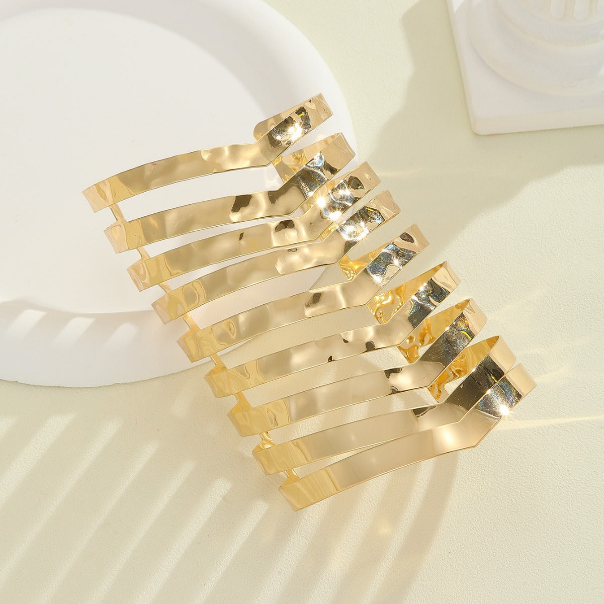 Women's hair accessories with shiny, curved elements Calm Wears-https://detail.1688.com/offer/825232837415.html-Calm Wears-Gold-Calm Wears