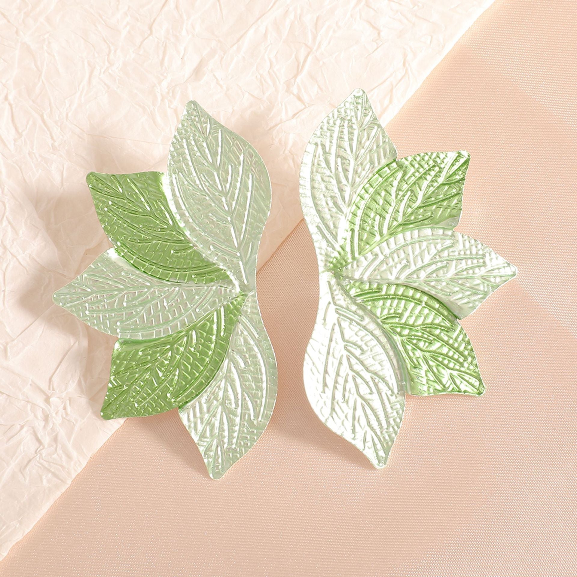 Women’s hair accessory with elaborate leaf design Calm Wears-https://detail.1688.com/offer/957653278132.html-Calm Wears-Silver-Calm Wears