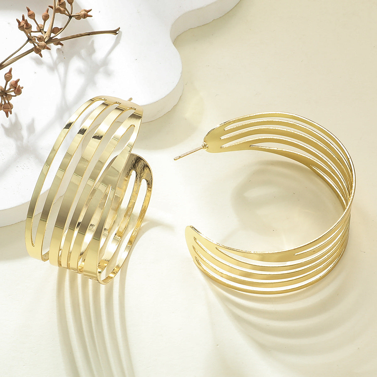 Women's Hanging Earrings in Elegant Wave Pattern Calm Wears-https://detail.1688.com/offer/910787278302.html-Calm Wears-Gold yellow-Calm Wears