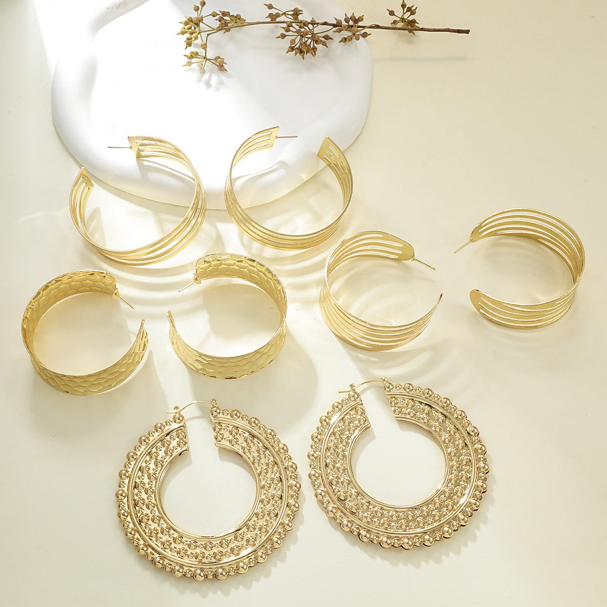 Women's Hanging Earrings in Elegant Wave Pattern Calm Wears-https://detail.1688.com/offer/910787278302.html-Calm Wears-Gold yellow-Calm Wears