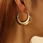 Women's Hanging Earrings in Modern Crescent Design Calm Wears-https://detail.1688.com/offer/740467650981.html-Calm Wears-Gold-Calm Wears