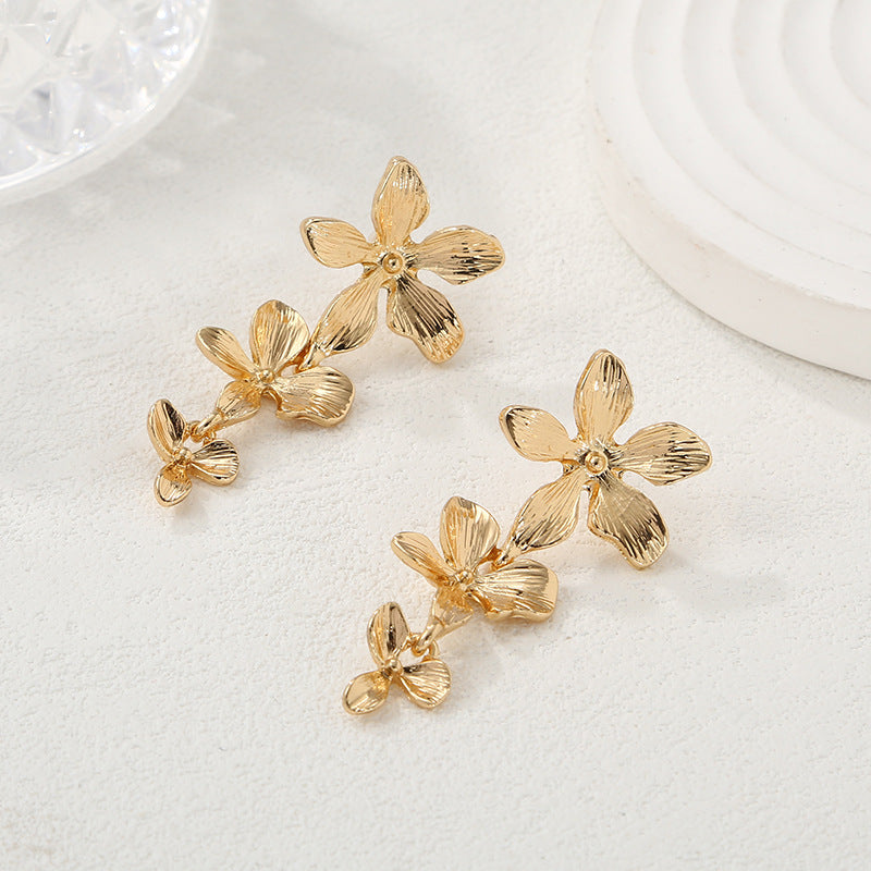 Women's Hanging Earrings with Floral Elements and Elegant Design Calm Wears-https://detail.1688.com/offer/757228679027.html-Calm Wears-A-Variant-Calm Wears