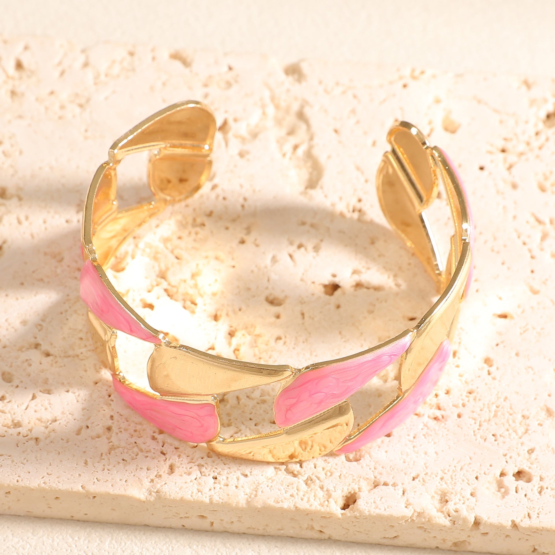 Women's Open Bangle with Elegant Leaf Design Calm Wears-https://detail.1688.com/offer/1050812520876.html-Calm Wears-Unknown-Calm Wears