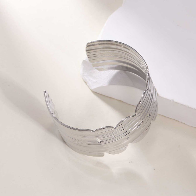 Women's Open Bangle with Elegant Wave Design Calm Wears-https://detail.1688.com/offer/968910162139.html-Calm Wears-Silver-Calm Wears