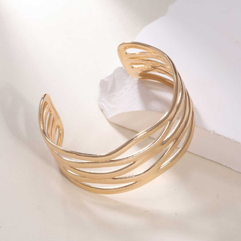 Women's Open Bangle with Elegant Wave Design Calm Wears-https://detail.1688.com/offer/968910162139.html-Calm Wears-Silver-Calm Wears