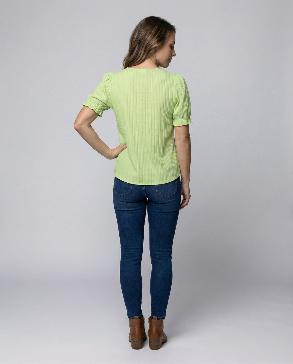 Product 15566639857994 - back_view