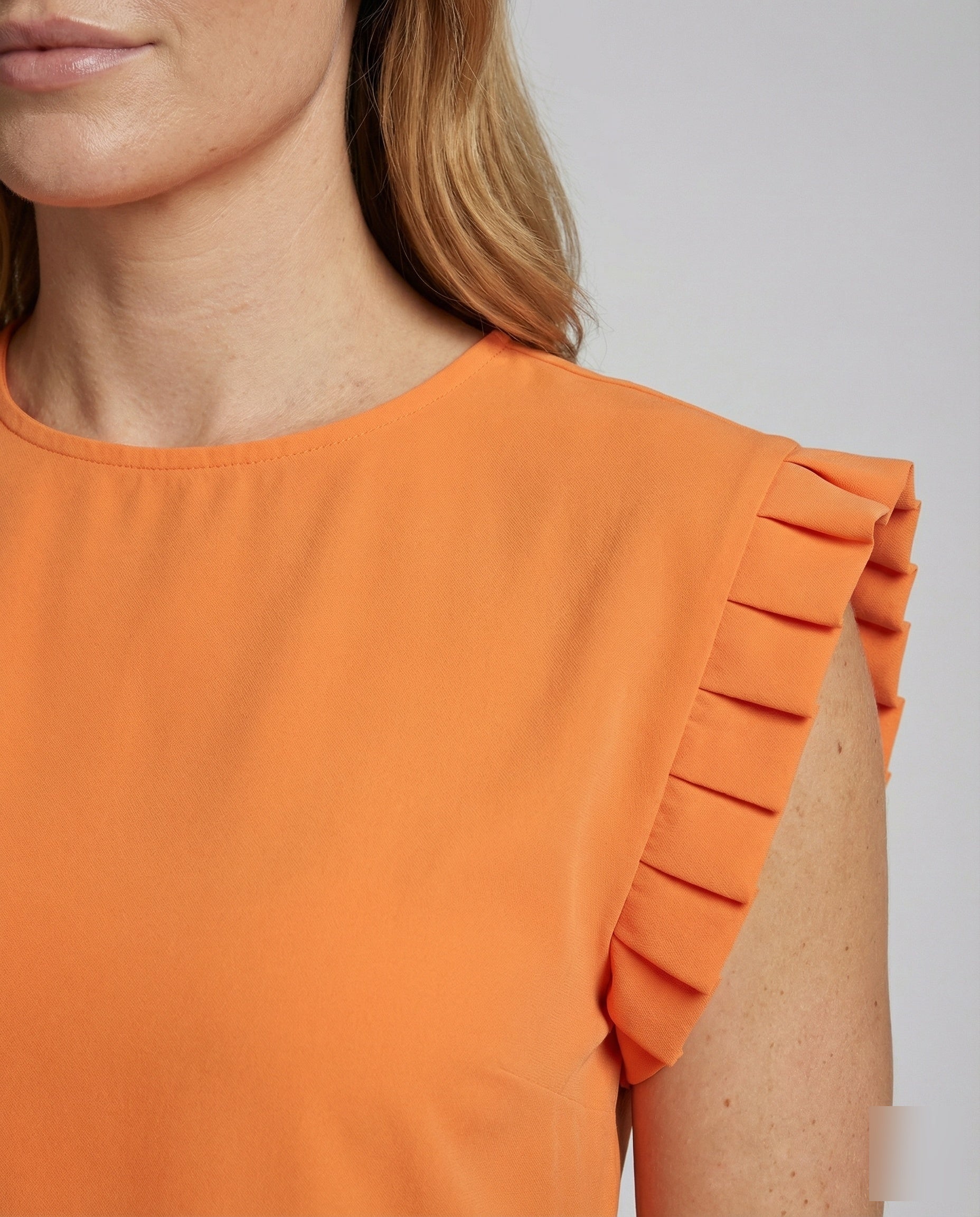 Product 15566614364490 - close_up_detail