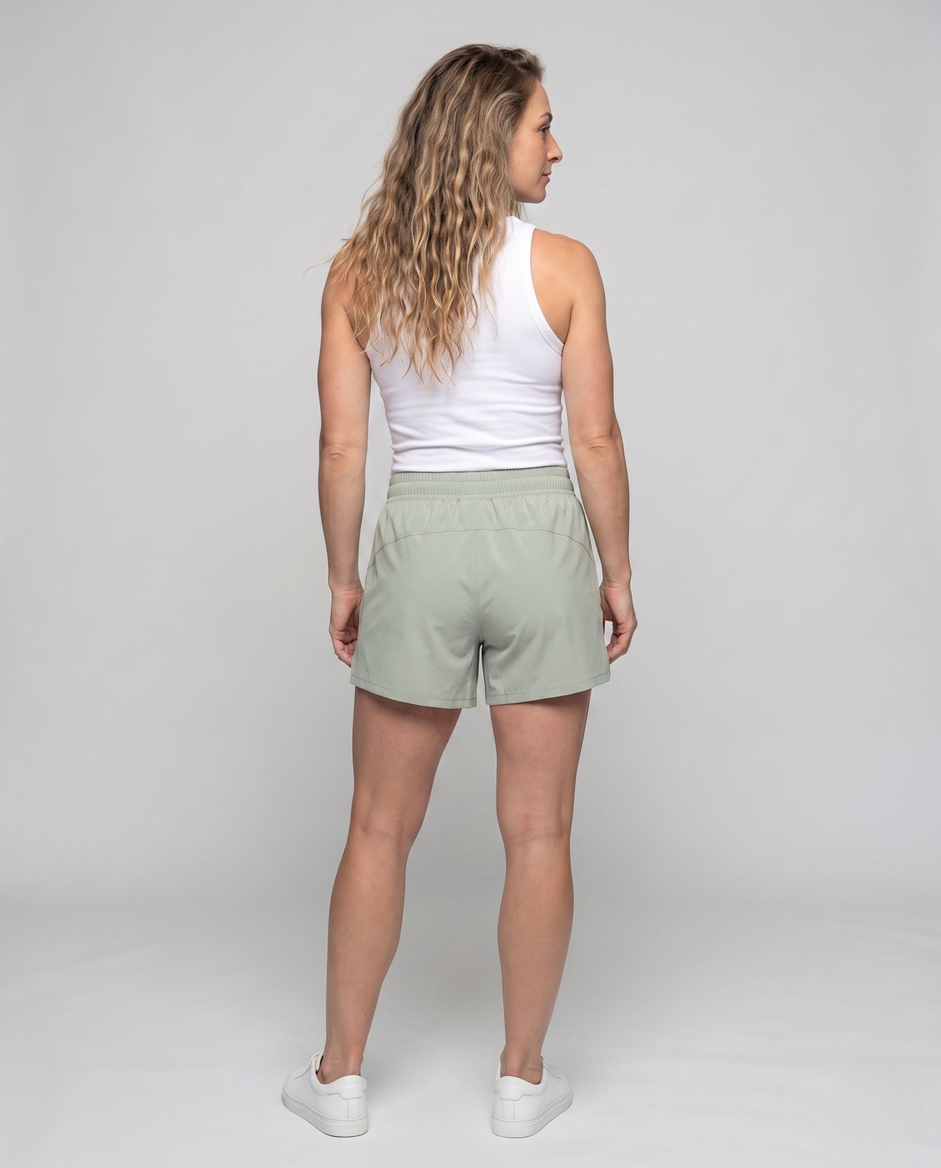 Product 15876147970378 - back_view