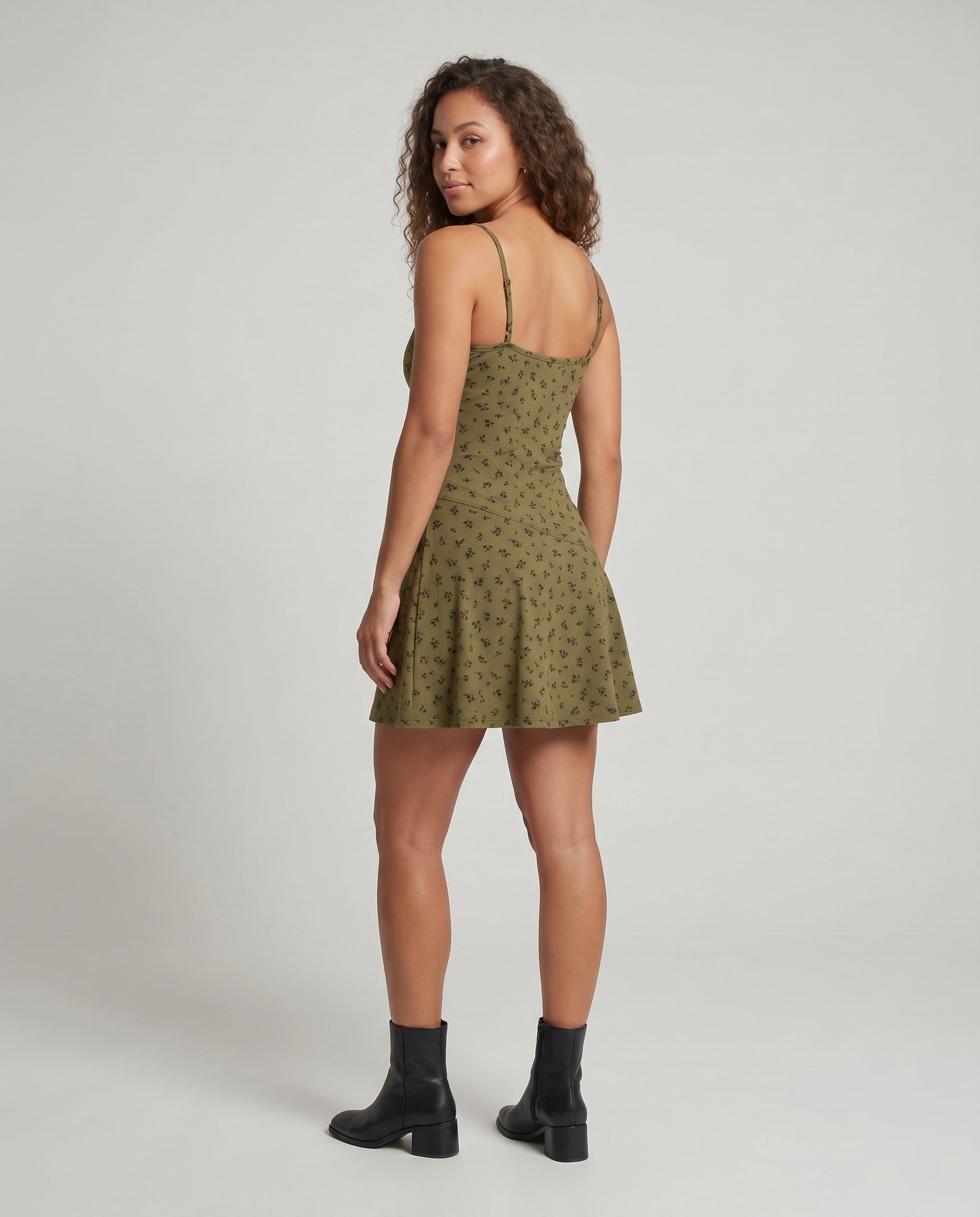 Product 15637872673098 - back_view