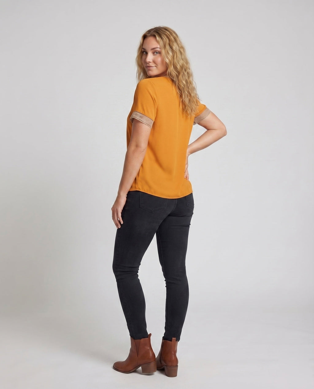Product 15593066660170 - back_view