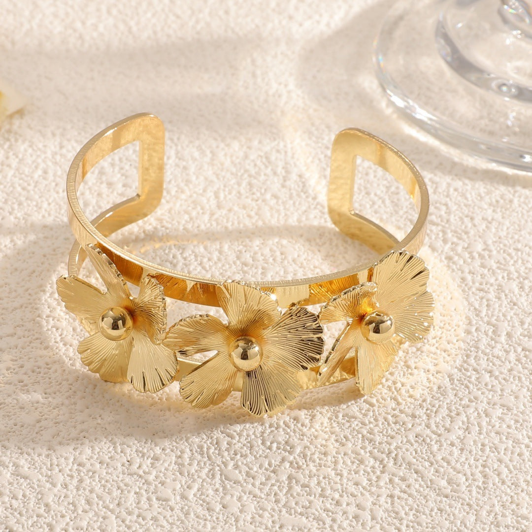 Women's wrist jewelry with floral design and high-quality surface finishing Calm Wears-https://detail.1688.com/offer/962493349929.html-Calm Wears-Bracelet-Calm Wears